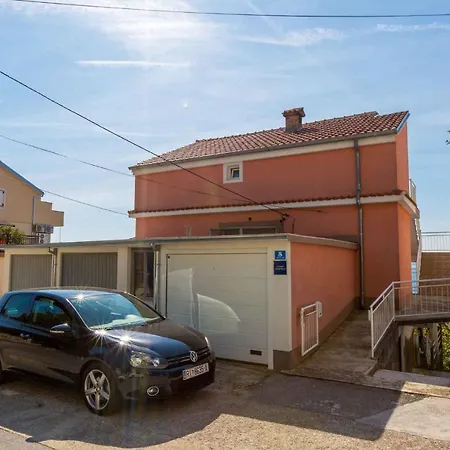 Apartament In 39041 Dramalj